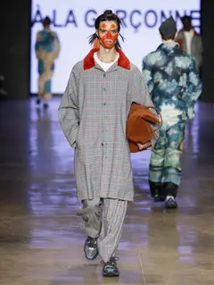 Look 6: casaco, calça