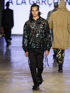 Look 22: camisa, calça