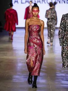Look 55: vestido