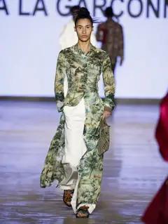 Look 58: casaco, calça