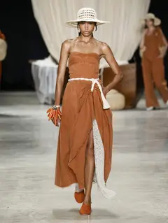 Look 32: vestido
