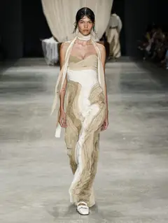 Look 43: macacão