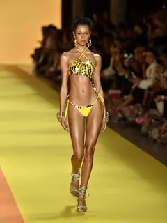 Look 5: biquíni