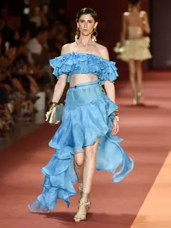 Look 33: top, saia longa