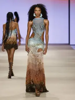 Look 11: vestido