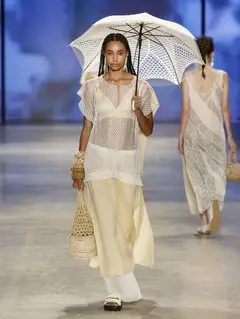 Look 8: túnica, vestido, calça