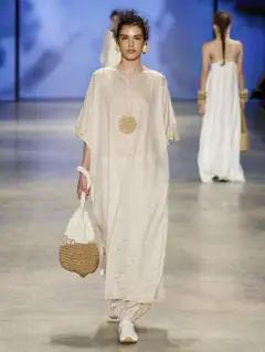 Look 11: túnica, calça