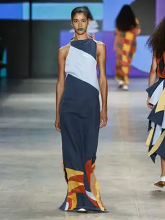 Look 19: vestido longo