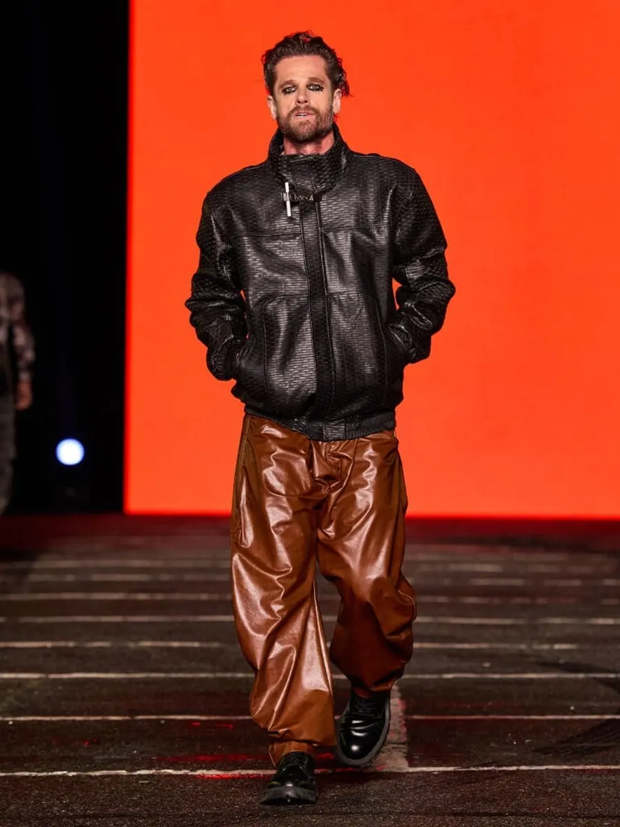 Look 70: jaqueta, calça