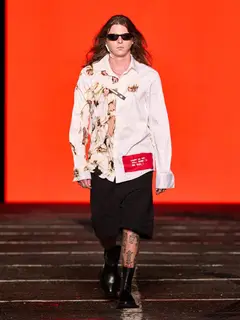Look 19: camisa, bermuda