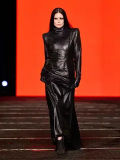 Look 43: vestido
