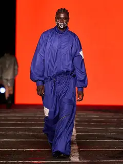Look 57: macacão