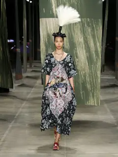 Look 25: vestido