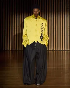 Look 23: jaqueta, calça