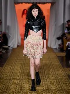 Look 5: top, saia