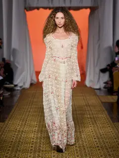 Look 6: vestido