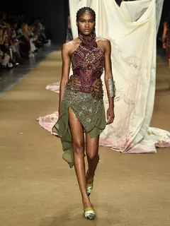 Look 12: top, saia