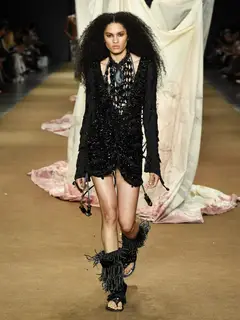 Look 21: vestido curto