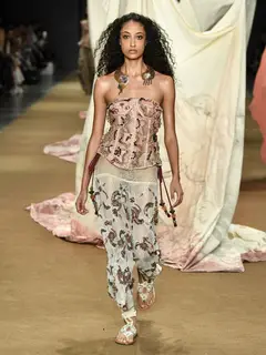 Look 35: corset, calça