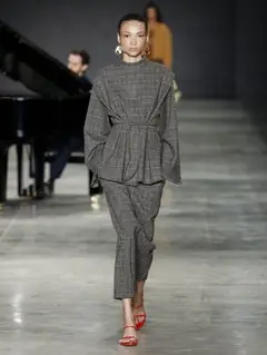 Look 5: blusa, calça, conjunto