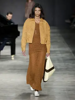 Look 6: jaqueta, vestido