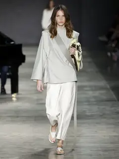 Look 11: blusa, calça