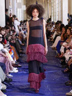 Look 22: bata, calça
