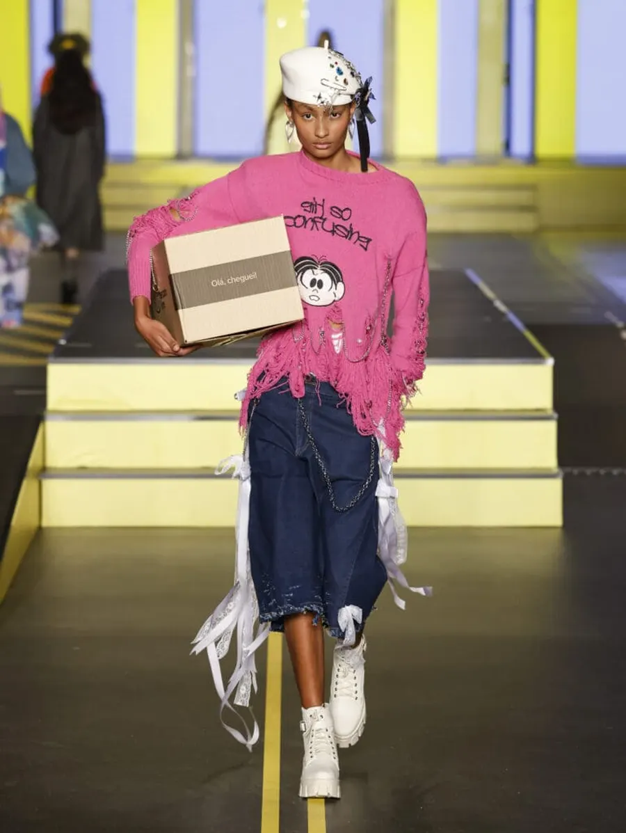 Look 24: suéter, bermuda