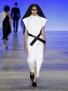 Look 10: vestido-camisa