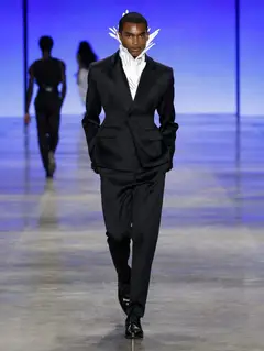 Look 12: terno, gola