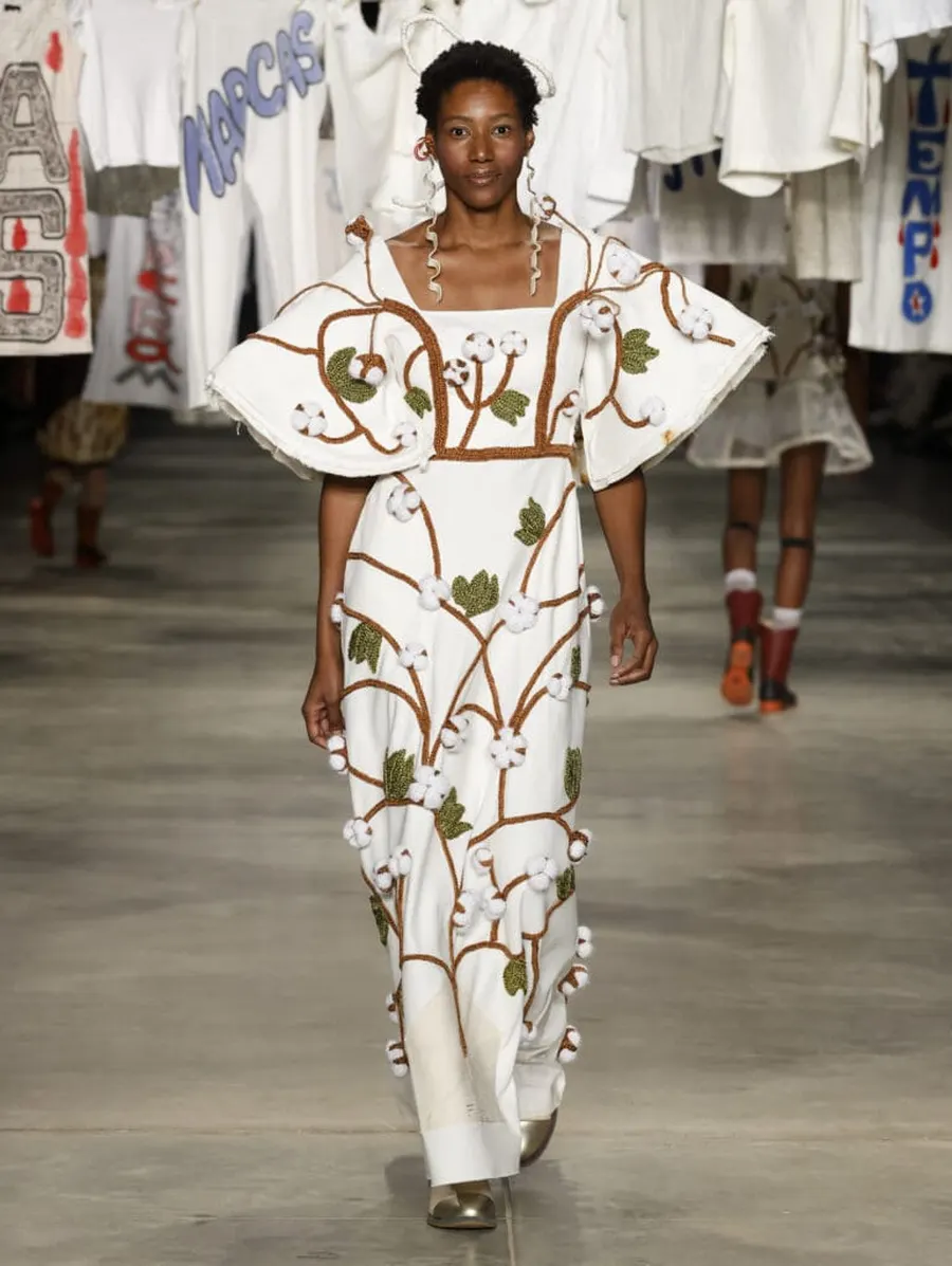 Look 30: vestido longo